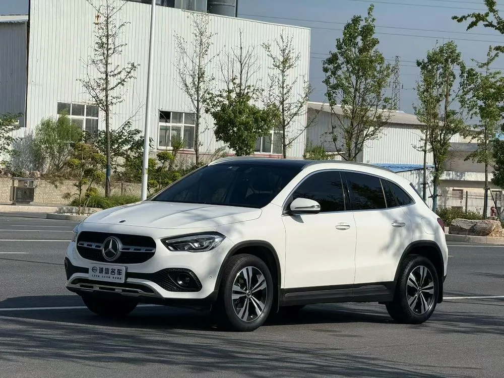 Mercedes-Benz GLA, 2020