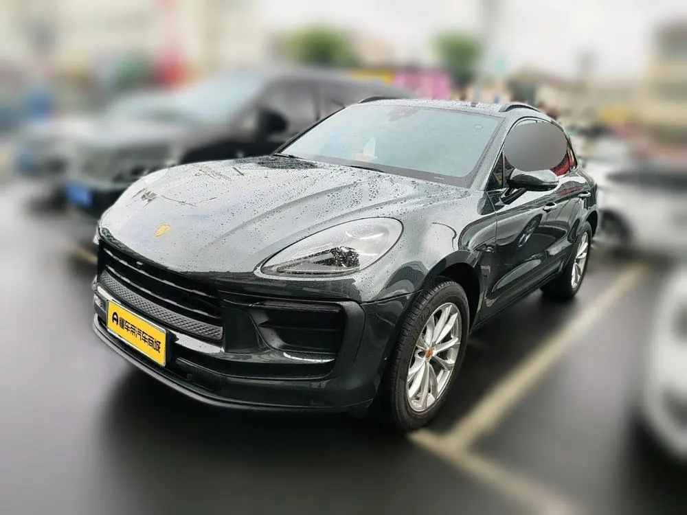 Porsche Macan, 2022