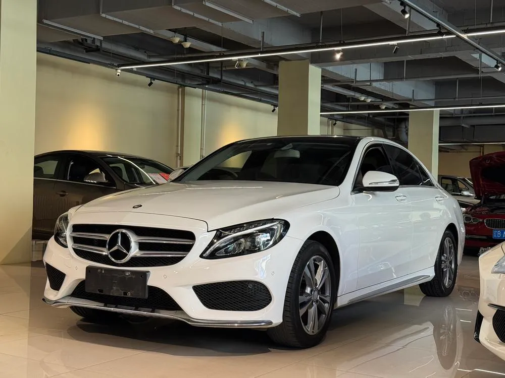Mercedes-Benz C-Class, 2015