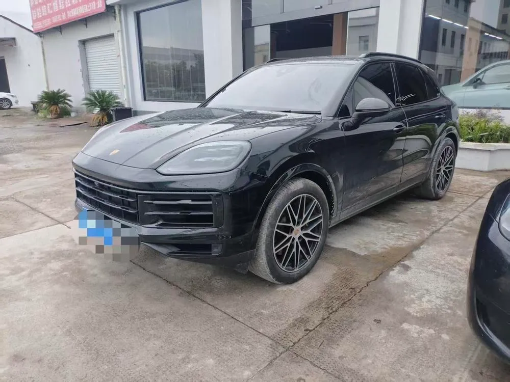 Porsche Cayenne, 2025