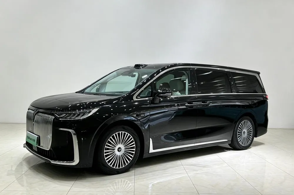 Voyah Dreamer PHEV, 2025