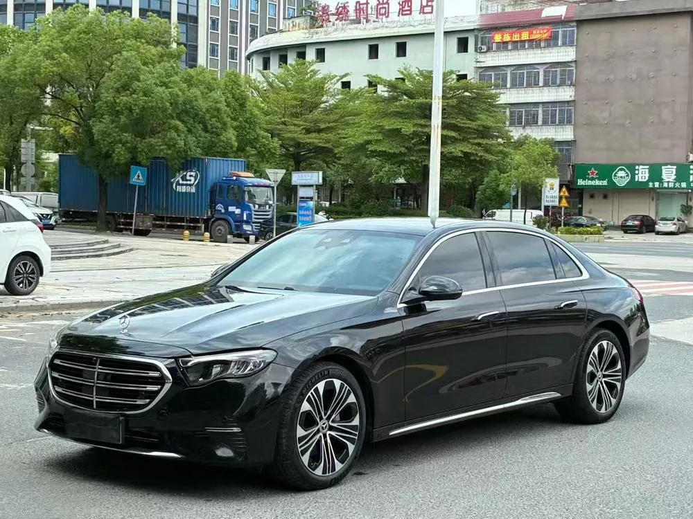 Mercedes-Benz E-Class, 2026
