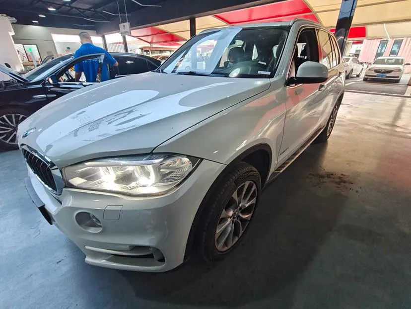 BMW X5 (Import), 2014