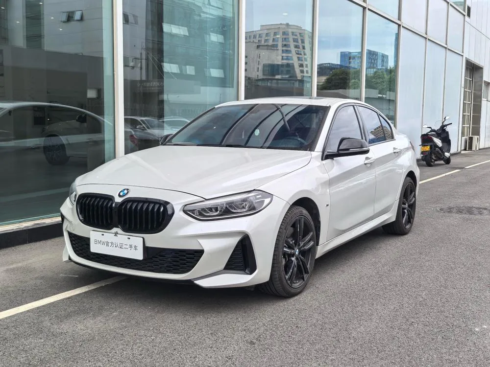 BMW 1-Series, 2021