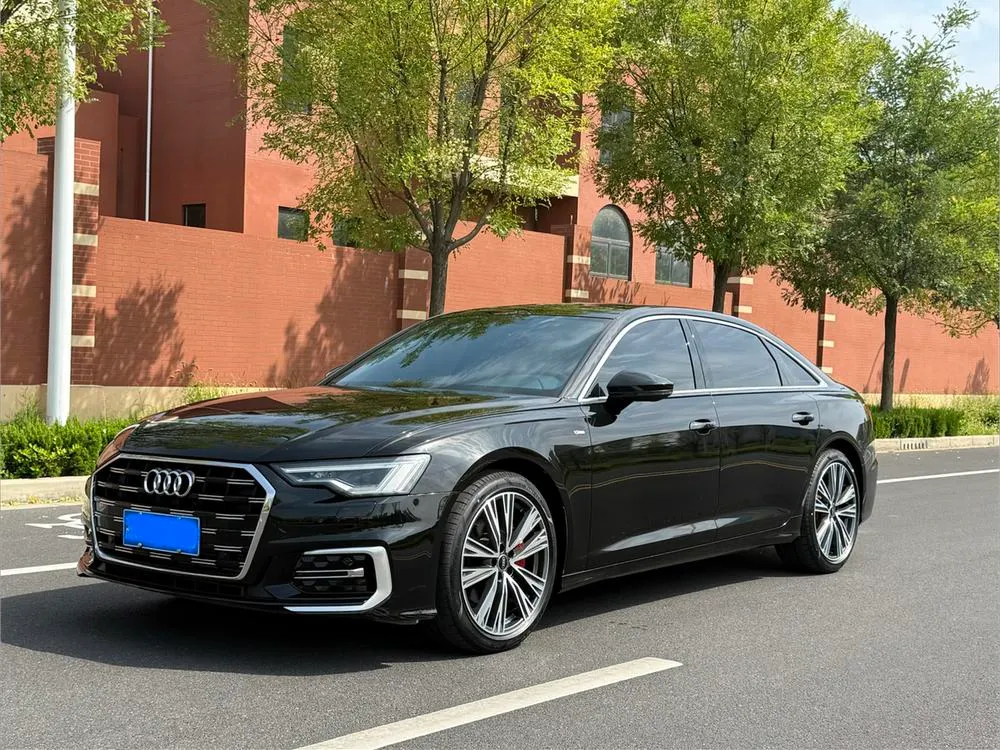 Audi A6L Facelift 40 TFSI Luxury Version, 2023 — фото 1