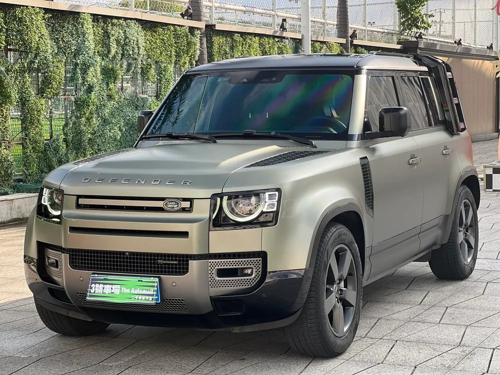 Land Rover Defender, 2023