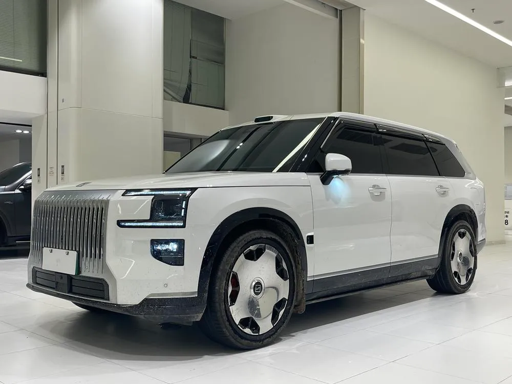 Zeekr 9X, 2025