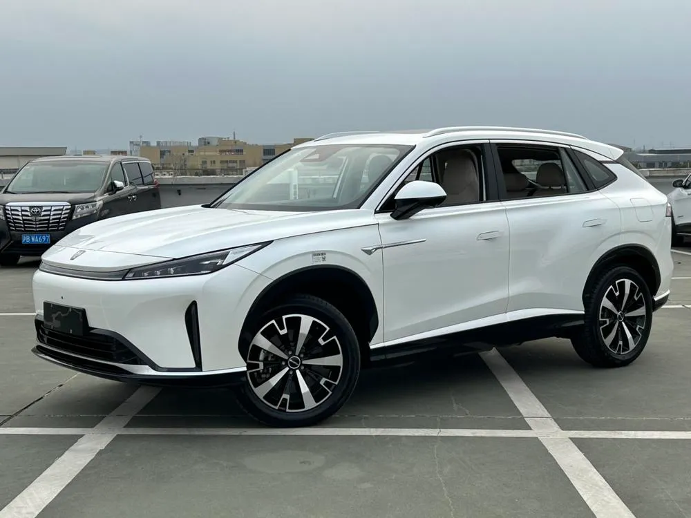 Roewe D5X DMH, 2024