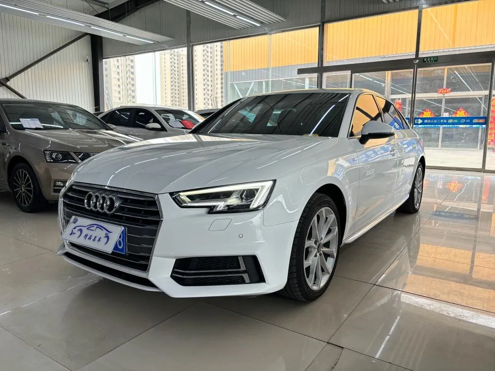 Audi A4L, 2018