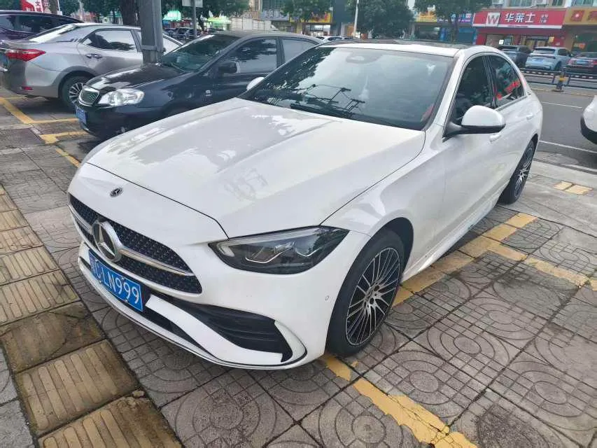 Mercedes-Benz C-Class, 2025