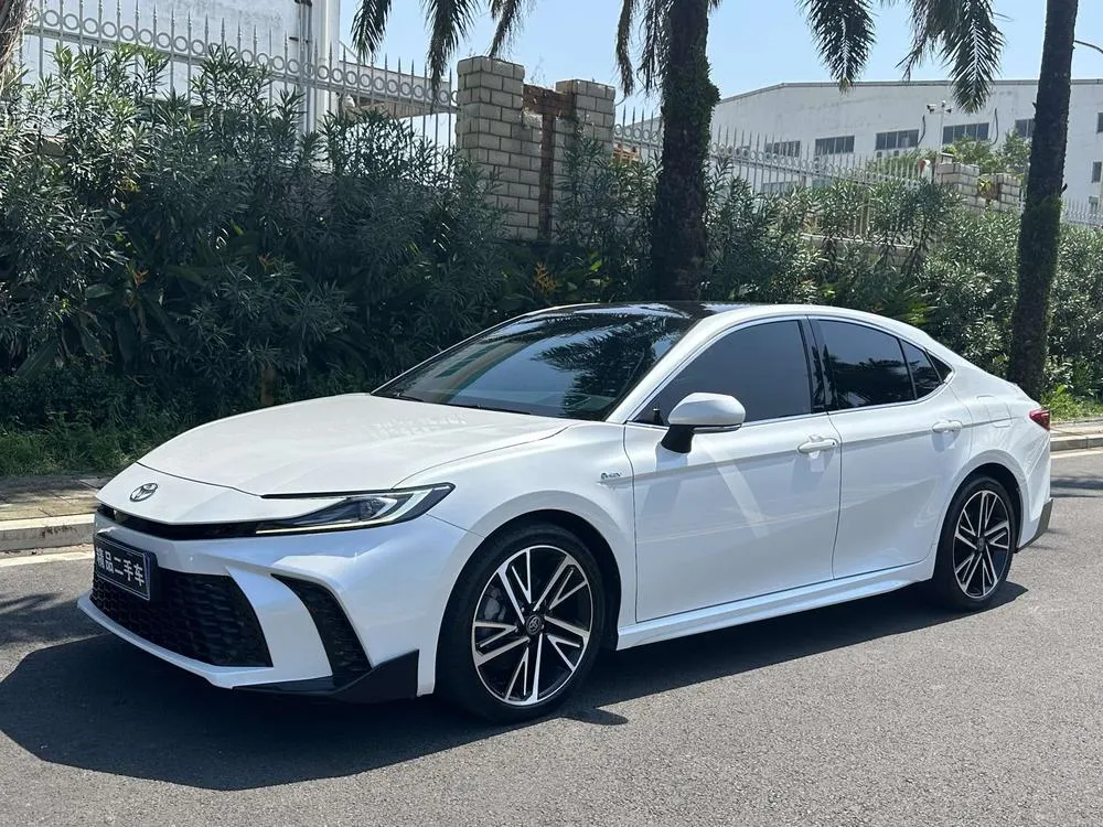 Toyota Camry, 2024