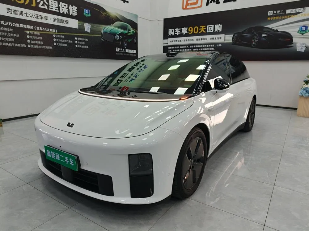 Li Auto Li i6, 2025