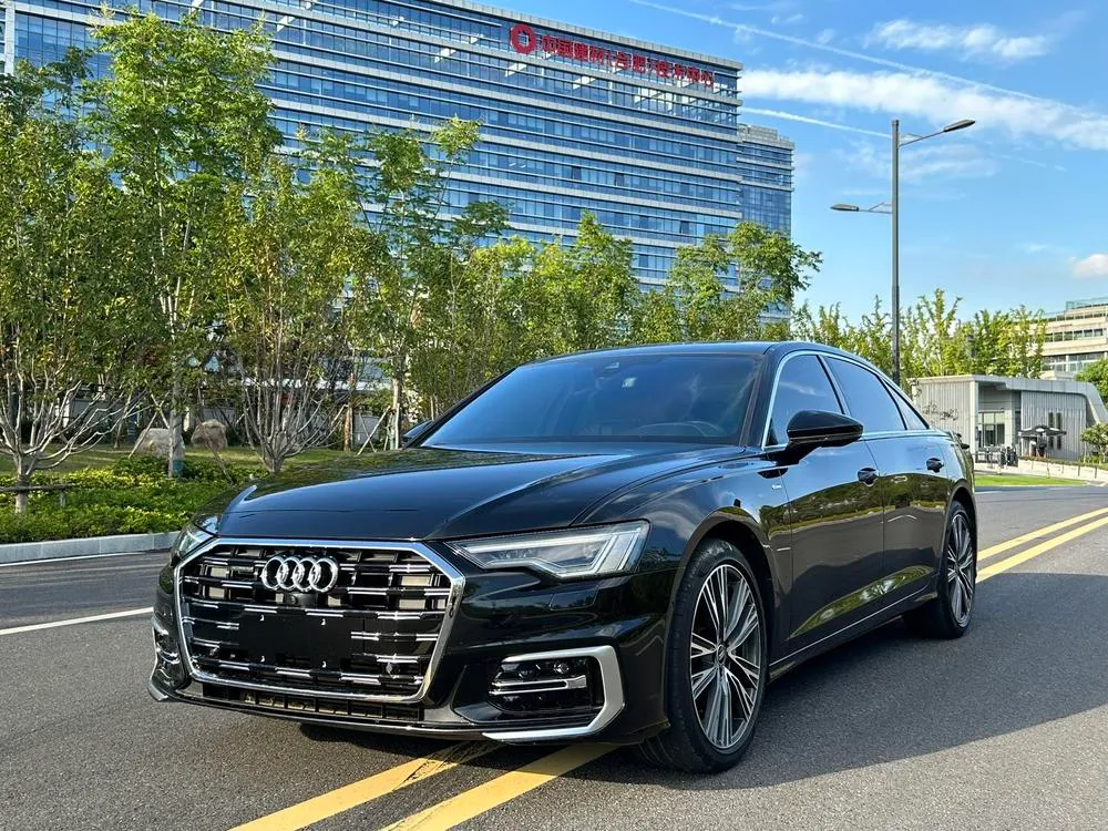 Audi A6L, 2022