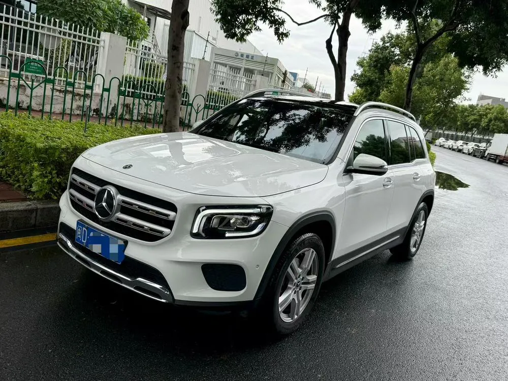 Mercedes-Benz GLB, 2020