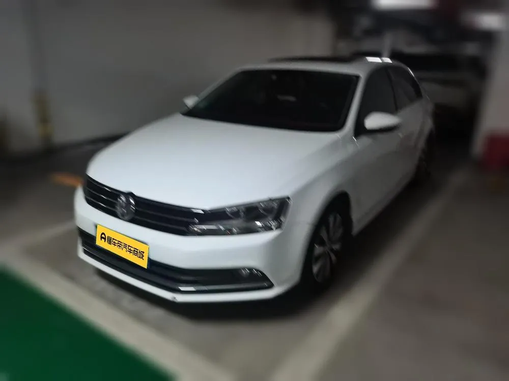 Volkswagen Sagitar, 2017