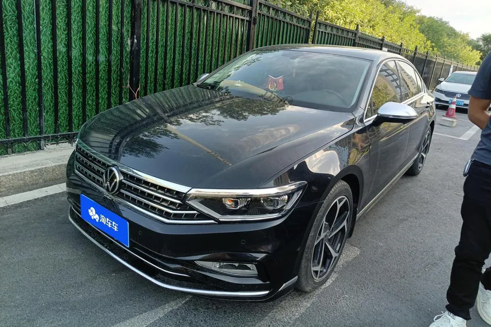 Volkswagen Magotan, 2023