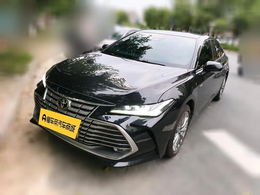 Toyota Avalon Smart Hybrid Dual Engine 2.0L E-CVT Luxury Edition, 2024 — фото 1