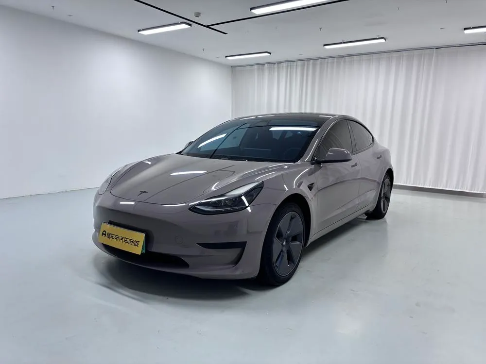 Tesla Model 3, 2022