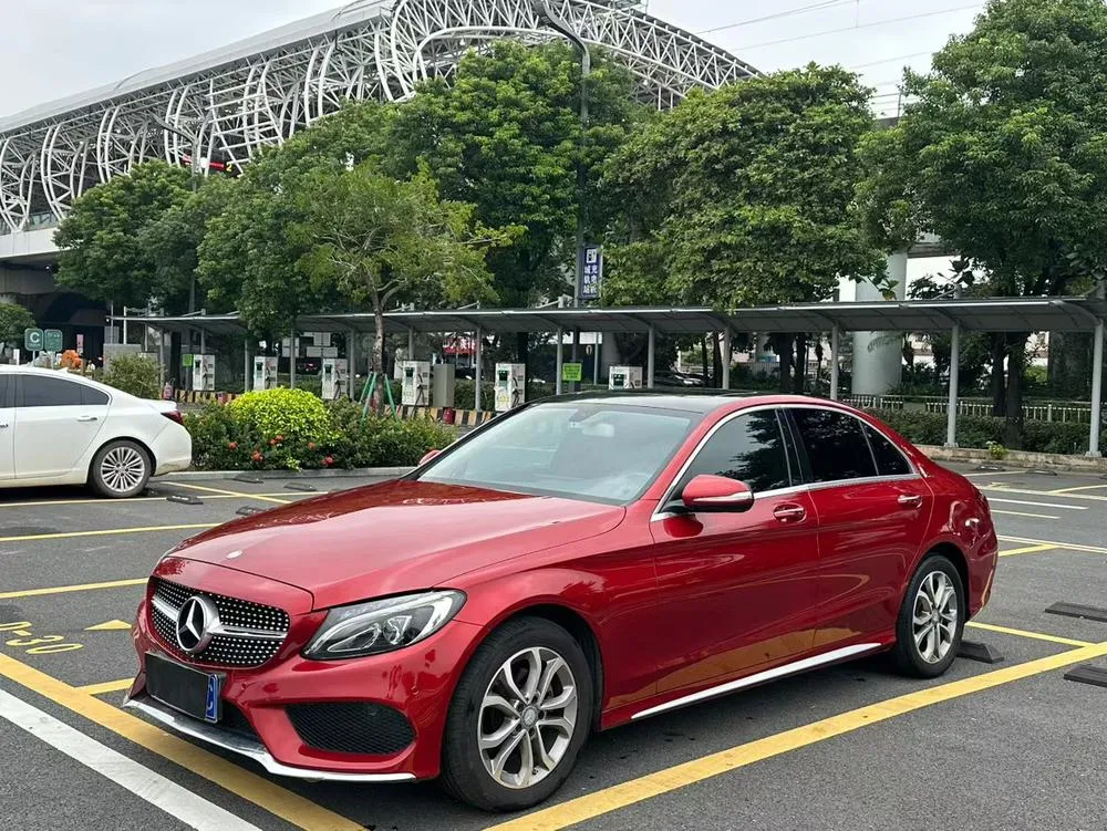 Mercedes-Benz C-Class, 2015
