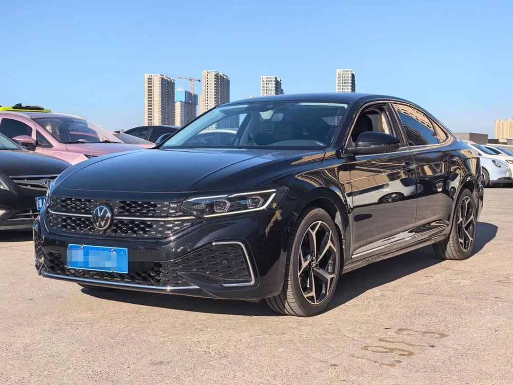 Volkswagen Passat, 2024