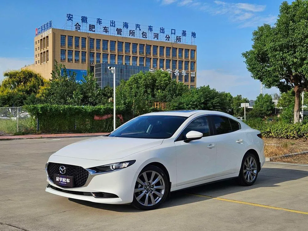 Mazda 3 Axela, 2023