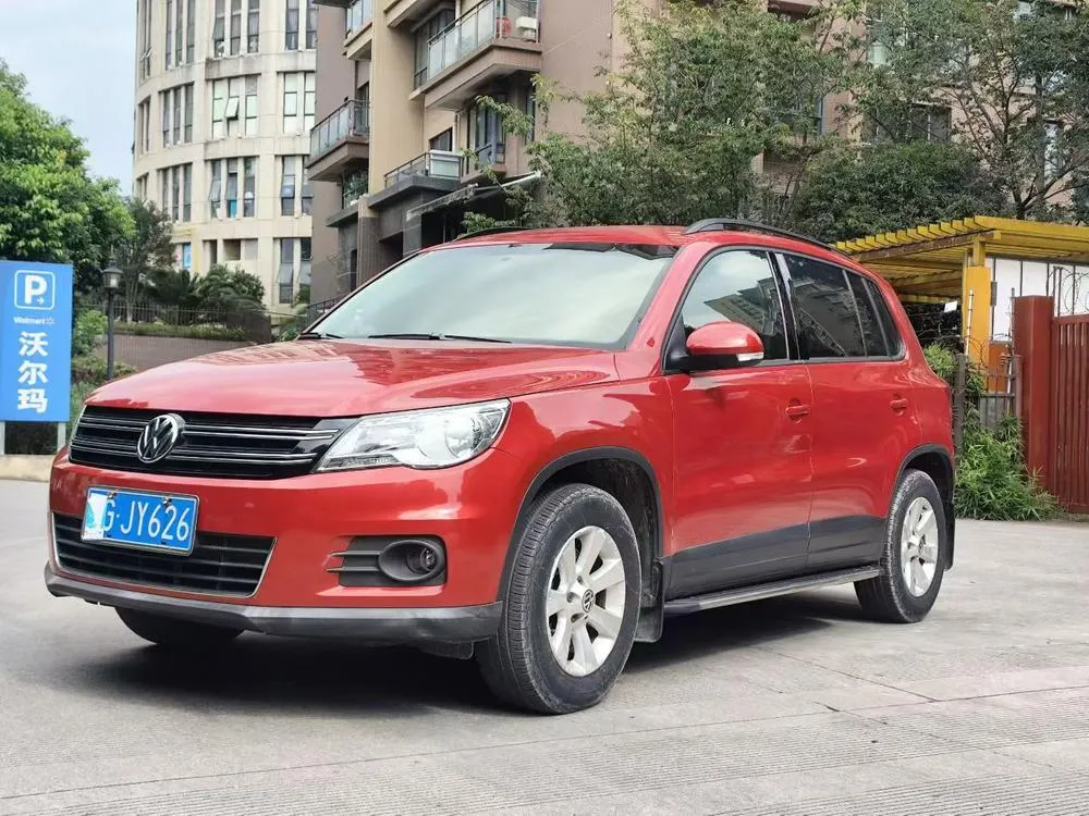 Volkswagen Tiguan 1.8TSI Auto 2WD Style Edition, 2012 — фото 1