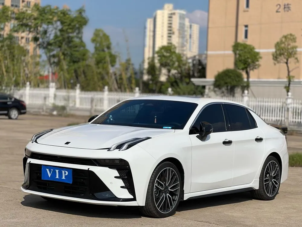 Lynk & Co 03, 2025