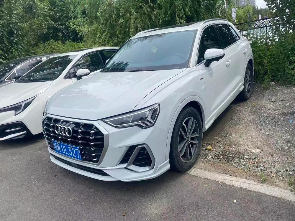 Audi Q3, 2022