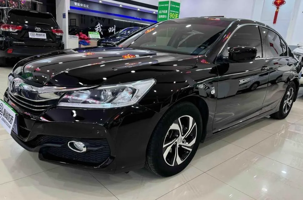 Honda Accord, 2016