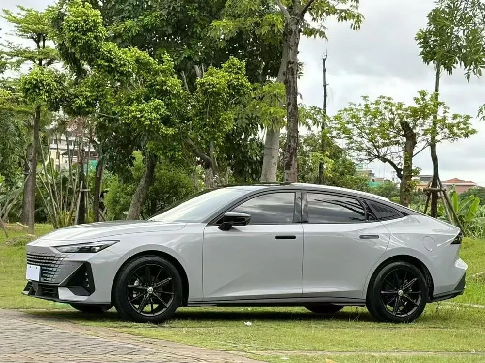 Changan UNI-V, 2022