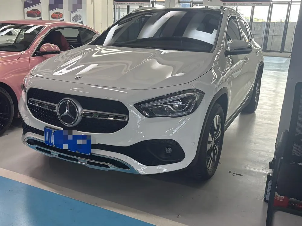 Mercedes-Benz GLA, 2022
