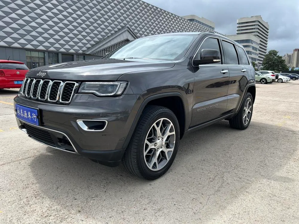 Jeep Grand Cherokee (Import) 3.0L Elite Navigation Edition, 2020 — фото 1