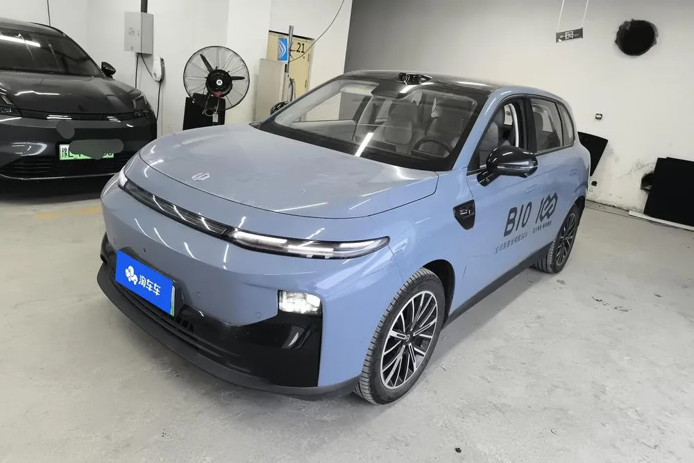 Leapmotor B10, 2025