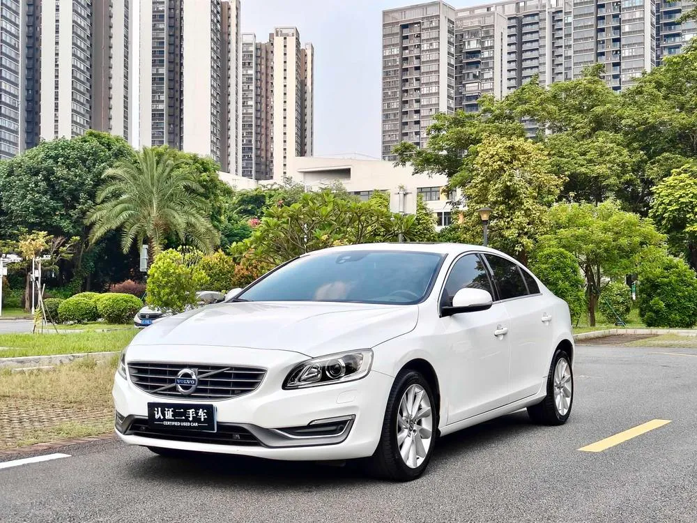Volvo S60, 2016