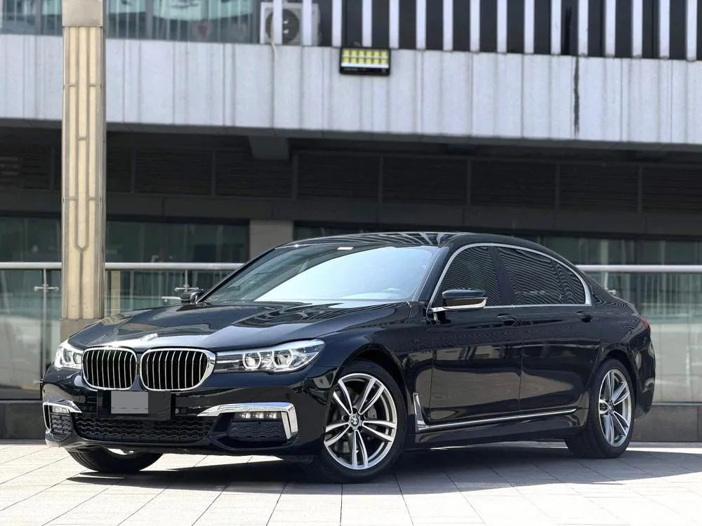 BMW 7-Series, 2018
