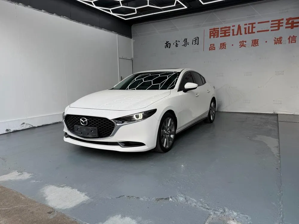 Mazda 3 Axela, 2023