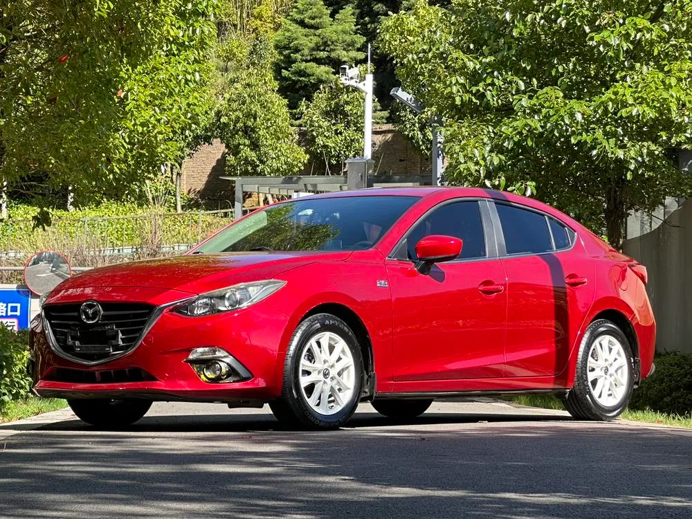 Mazda 3 Axela, 2016