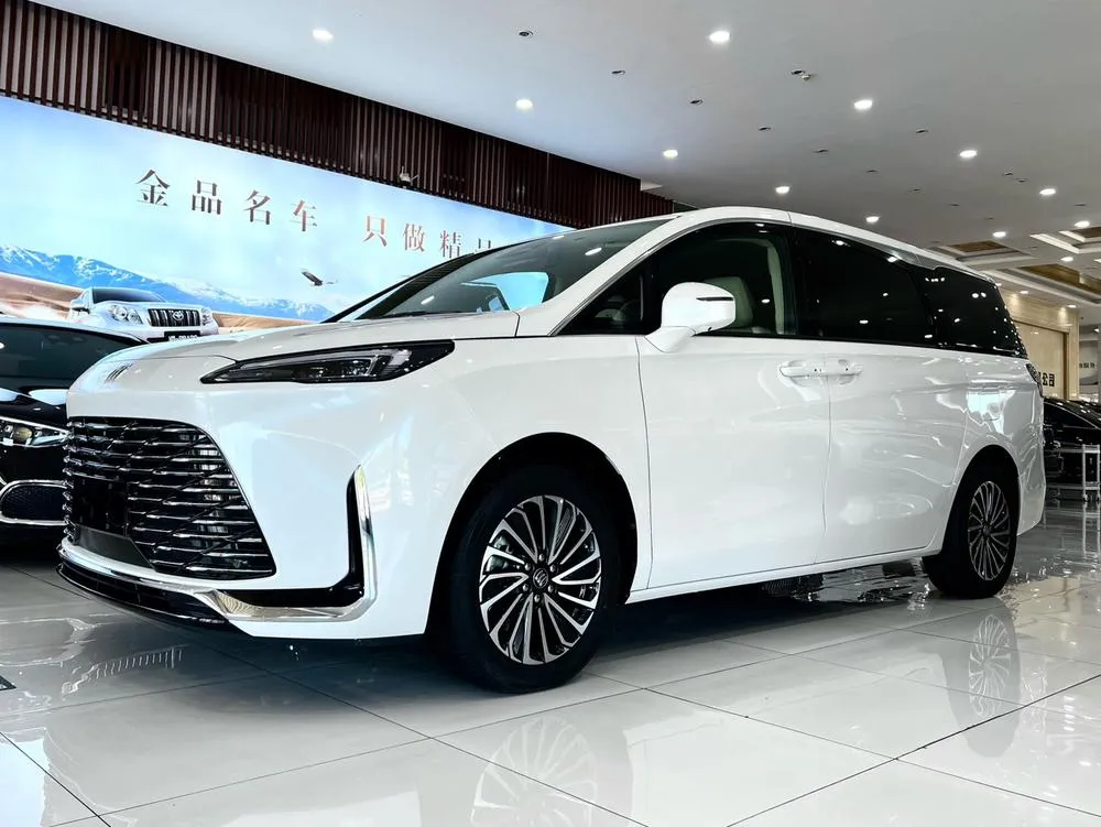 Buick GL8 PHEV, 2025