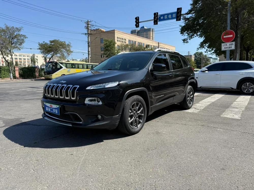 Jeep Cherokee, 2020