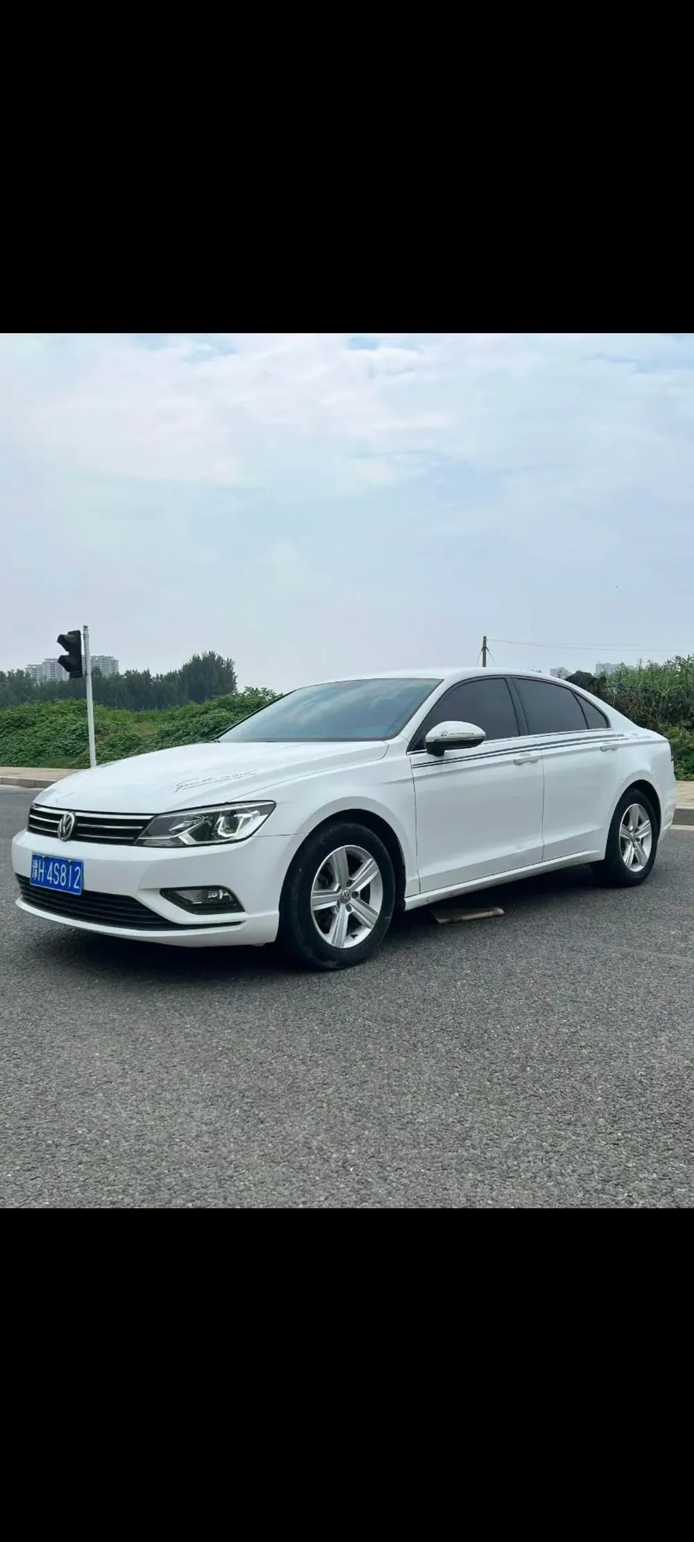 Volkswagen Lamando, 2015