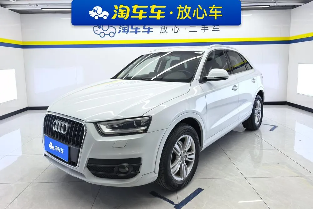 Audi Q3, 2013