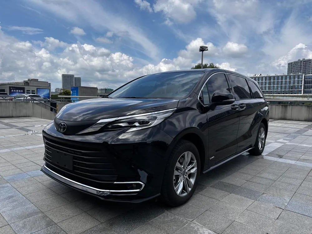 Toyota Sienna, 2024