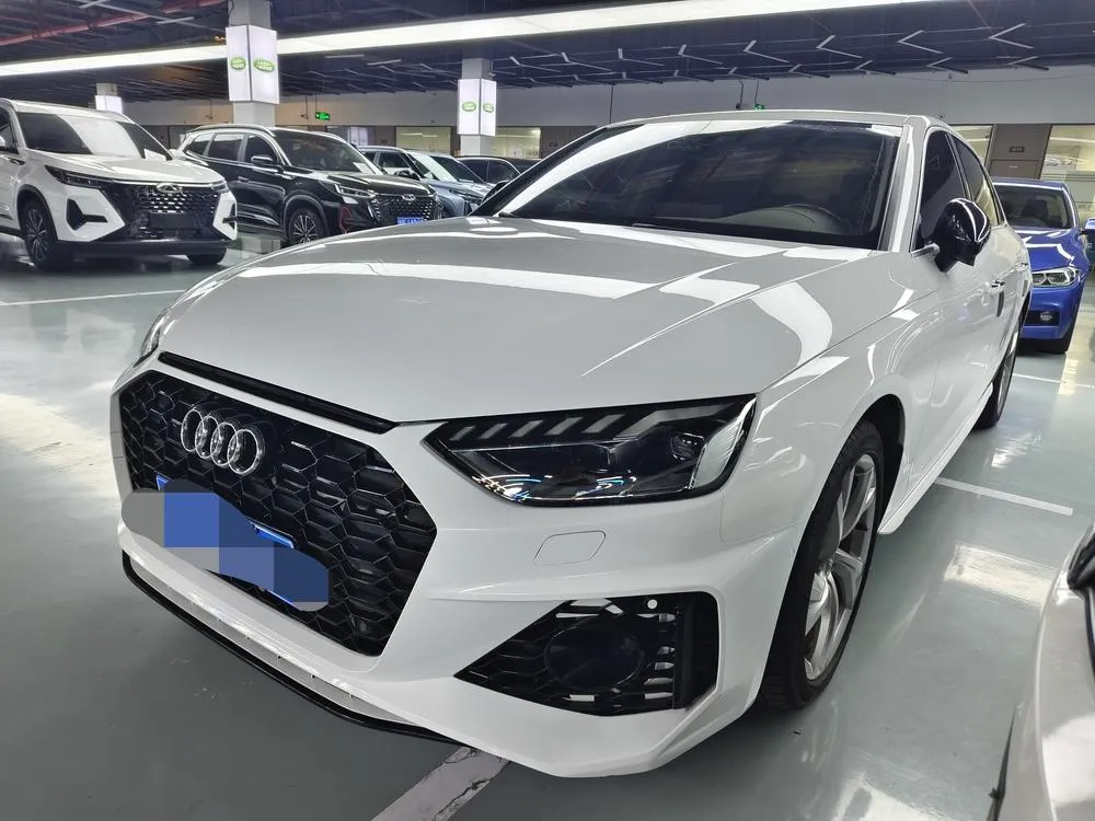 Audi A4L, 2020