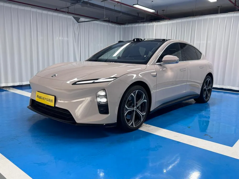 NIO ET5, 2025