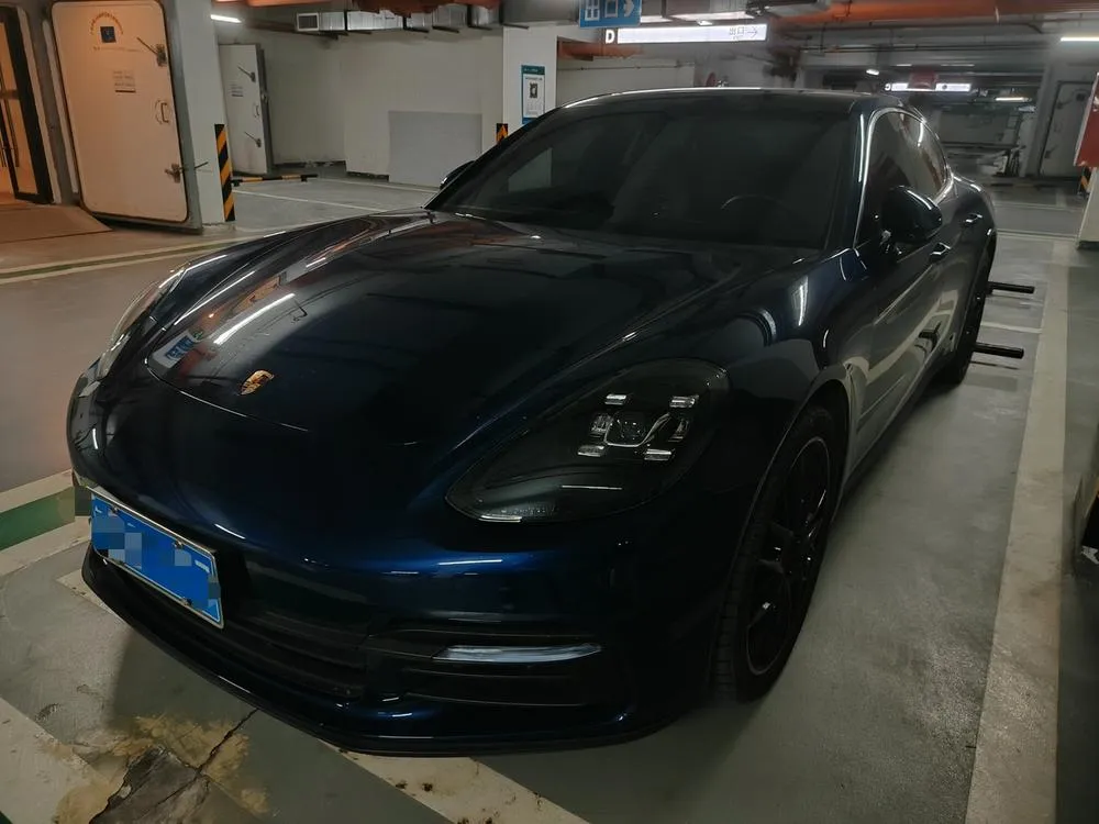 Porsche Panamera, 2019