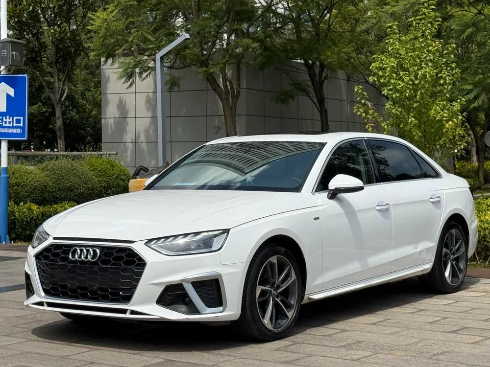 Audi A4L, 2020