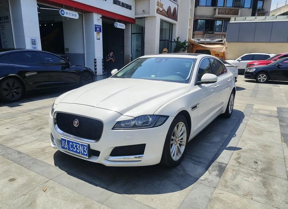 Jaguar XFL, 2017