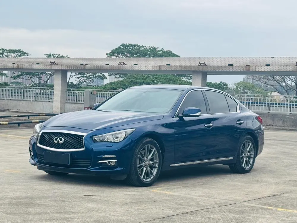 Infiniti Q50L, 2016
