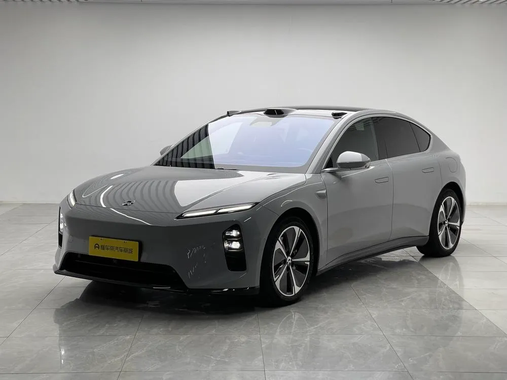 NIO ET5, 2025