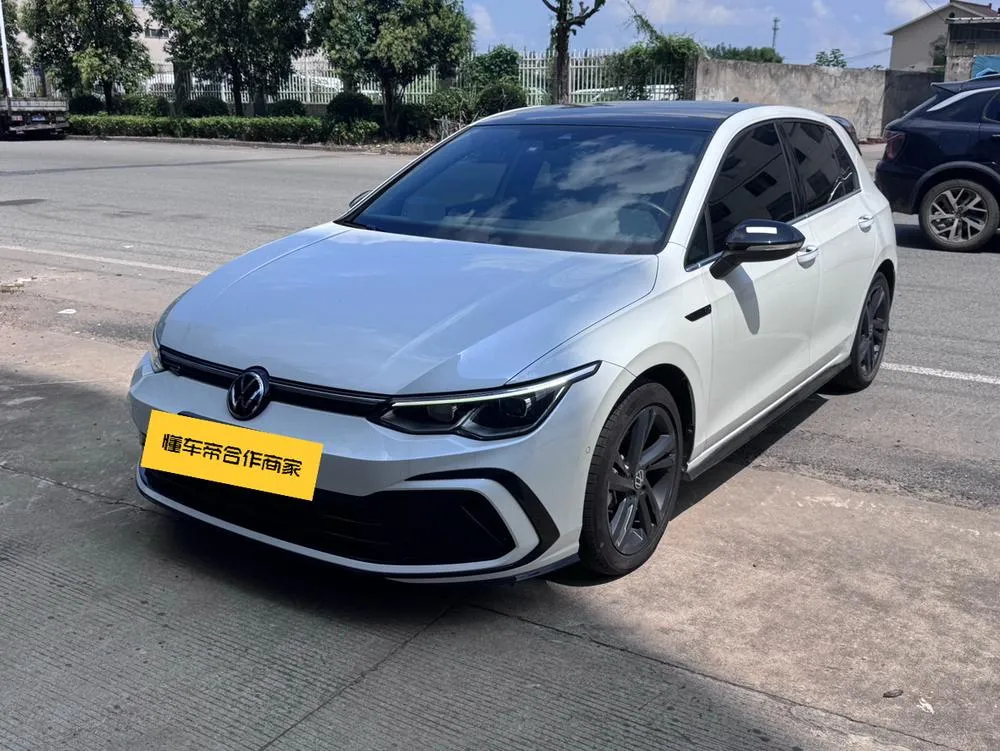 Volkswagen Golf, 2021